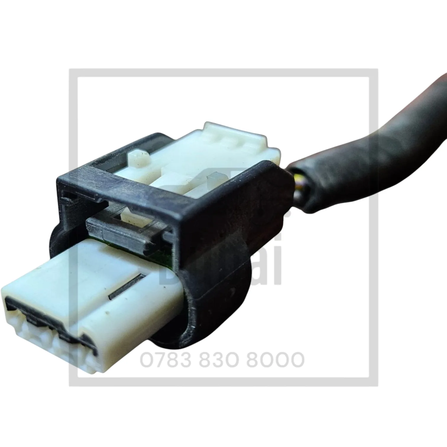 فيشة حساس كامشفت امريكي ابيض 3pin